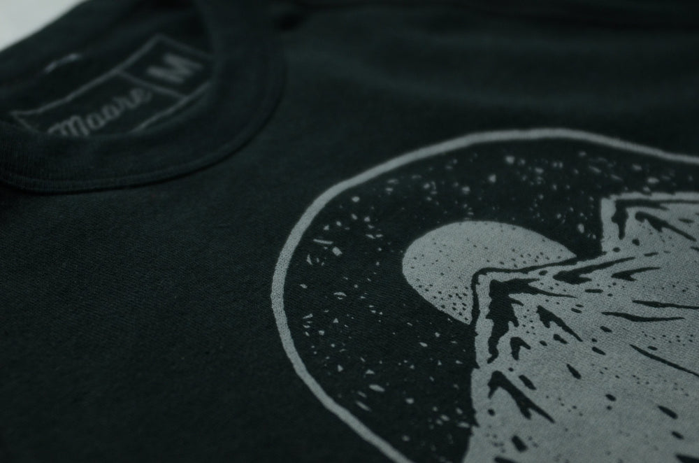 Night Sky Crewneck Sweatshirt – Soft Unisex Fleece for Outdoor Comfort