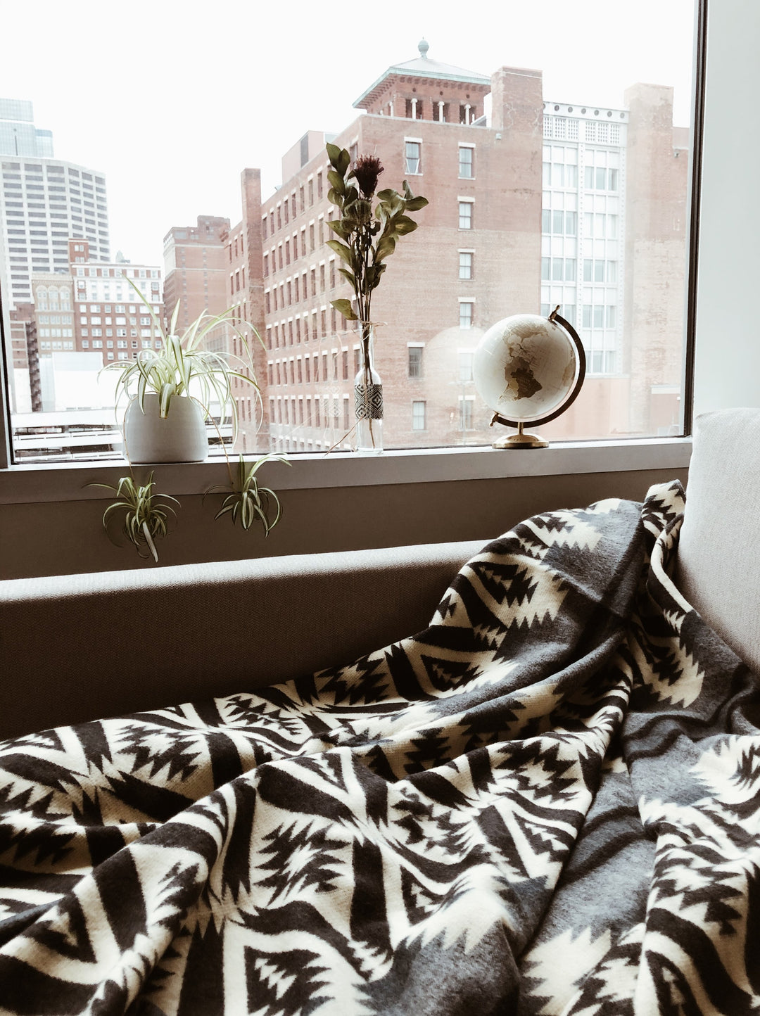 Quichua Blanket Greyscale | Ecuadorian Artisan Queen Blanket | Soft Handmade Sustainable Throw