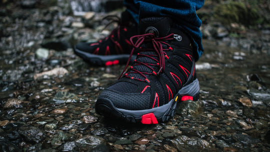 ROCKROOSTER Bedrock Black 6-Inch Waterproof Hiking Boots | VIBRAM® Sole Durable Outdoor Footwear | Comfortable Trail & Adventure Boots