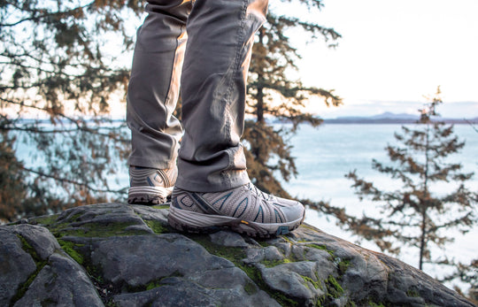ROCKROOSTER Bedrock Sand 6-Inch Waterproof Hiking Boots | VIBRAM® Sole Durable Outdoor Footwear | Comfortable Trail & Adventure Boots